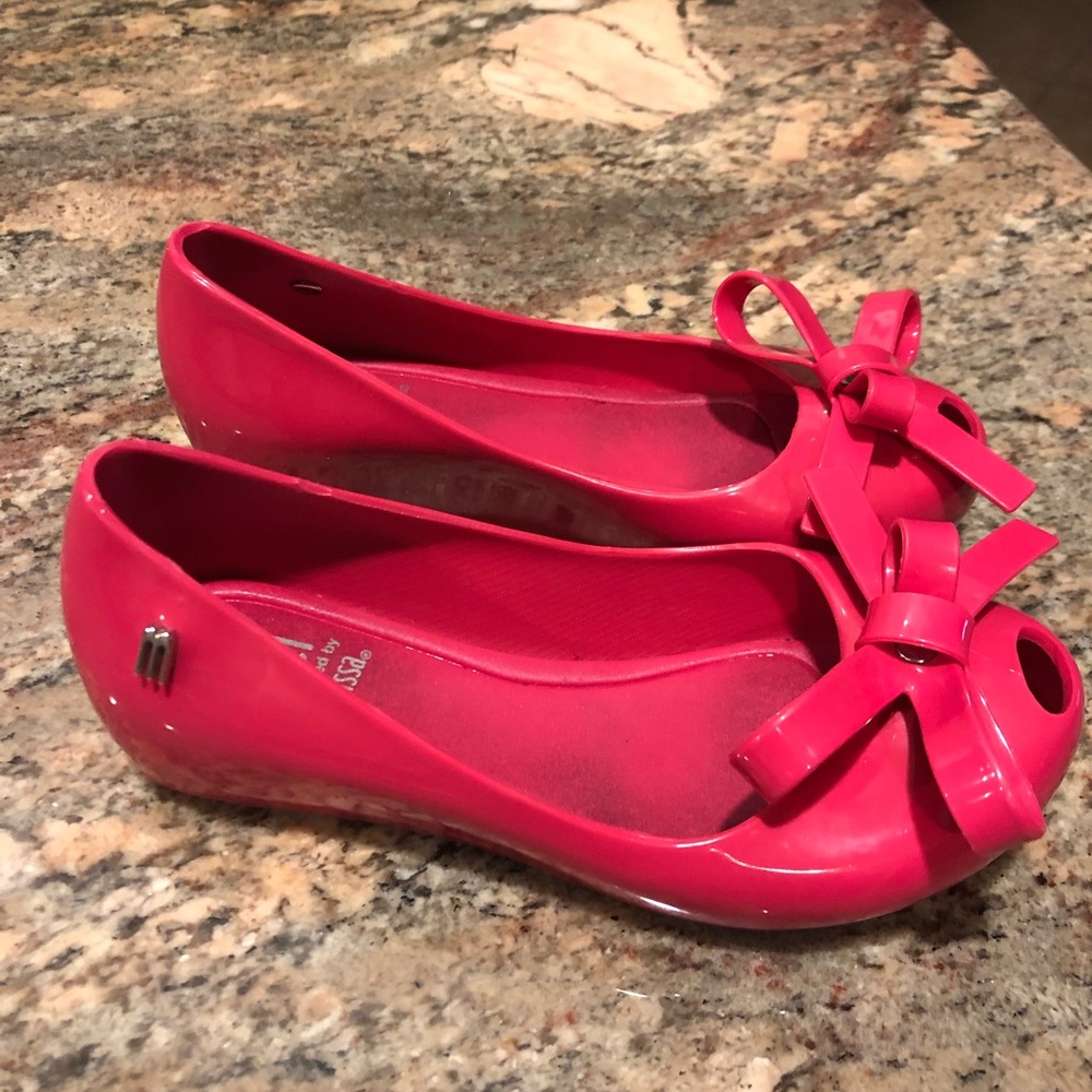 Mel by Melissa peep toe shoes